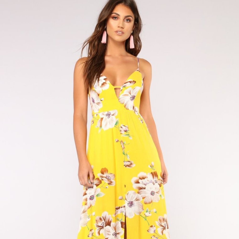 Fashion Nova Sun City Floral Dress - size 2x